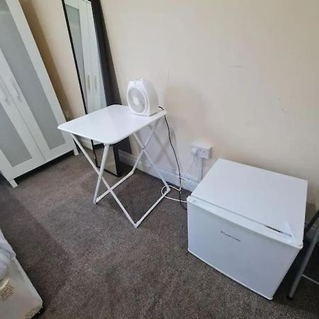 Lovely En-Suite Bedroom London Exterior photo
